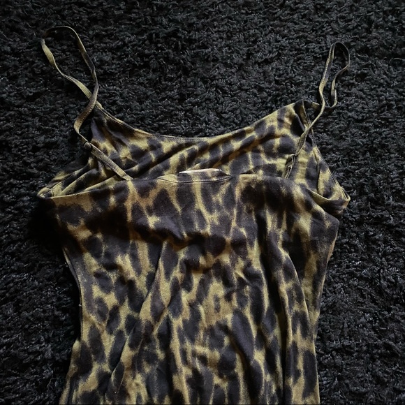UO Silence + Noise Green Leopard Cheetah Asymmetric Green Midi Dress NWT - Picture 9 of 10